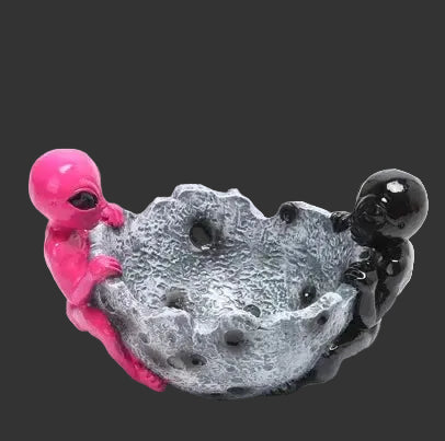 "ALIENZ" Resin Decoration / Ashtray / Container