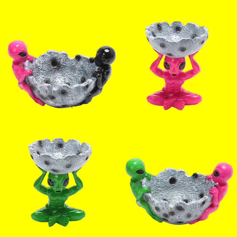 "ALIENZ" Resin Decoration / Ashtray / Container