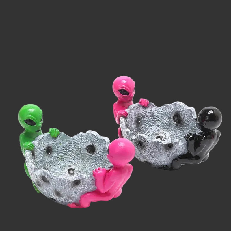 "ALIENZ" Resin Decoration / Ashtray / Container