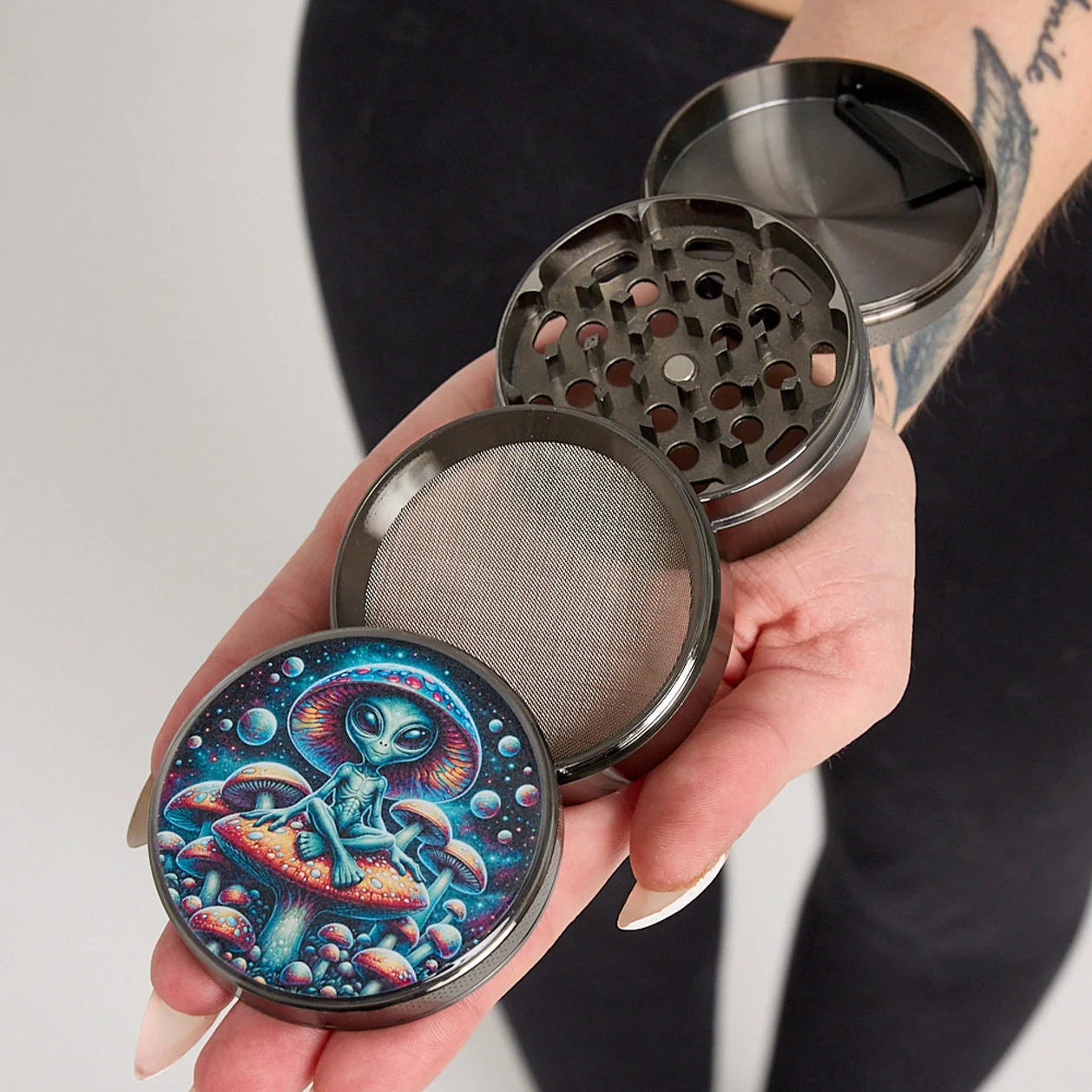Trippy Mushroom Metal Herb Grinder